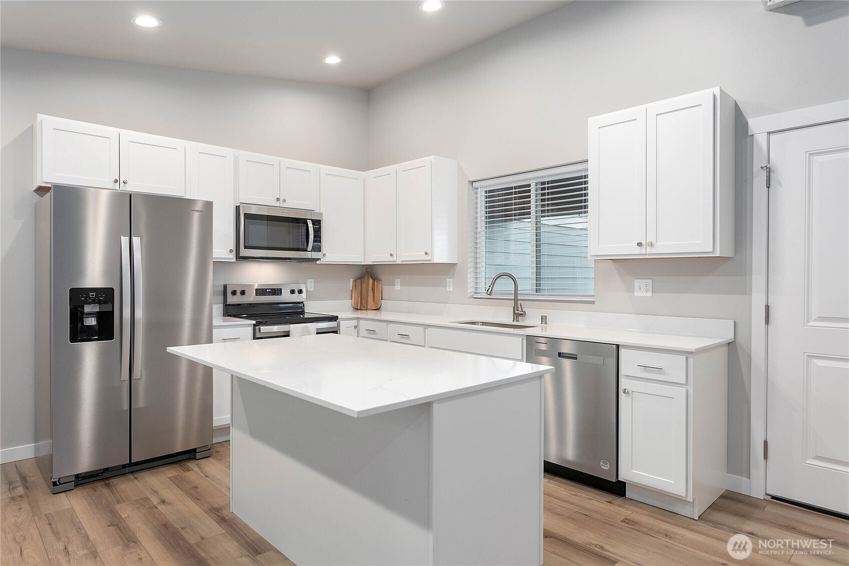 310 Everson Road, Unit D Everson, WA 98247 - Photo 19 of 37 Gallery Image 19