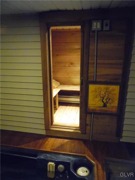 6733 Lower Court Slatington, PA 18080 - Photo 21 of 50 Gallery Image 21