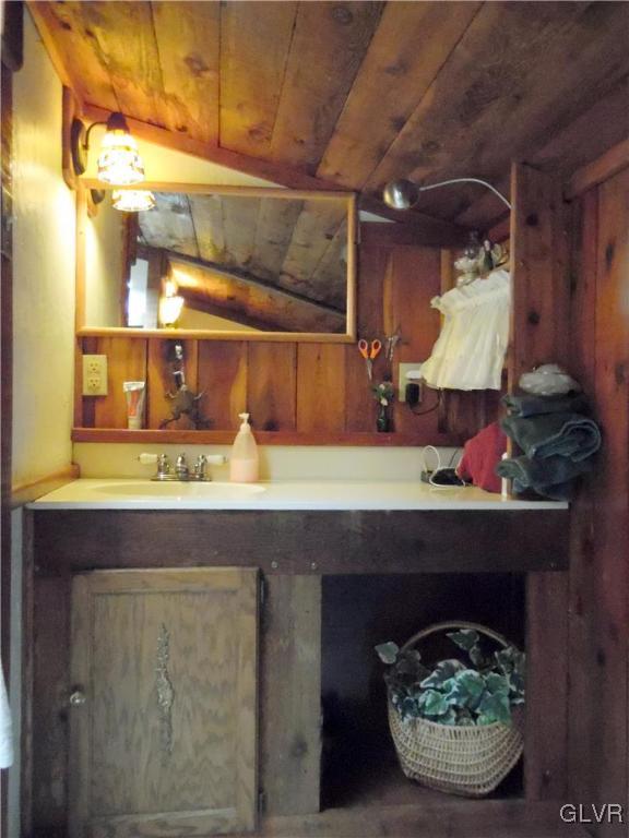6733 Lower Court Slatington, PA 18080 - Photo 31 of 50 Gallery Image 31