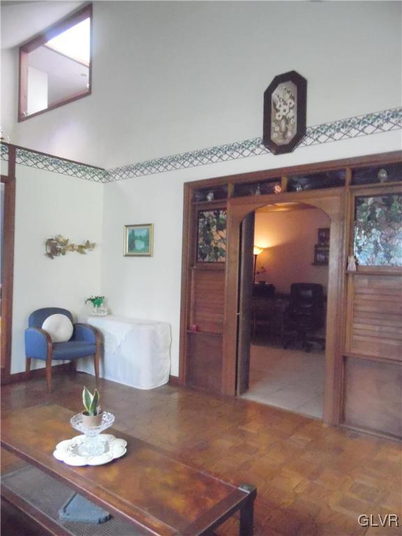 6733 Lower Court Slatington, PA 18080 - Photo 6 of 50 Gallery Image 6