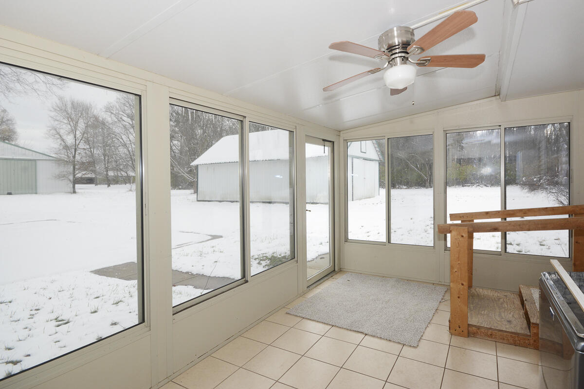56805 Haines Road Three Rivers, MI 49093 - Photo 11 of 18 56805Haines_25