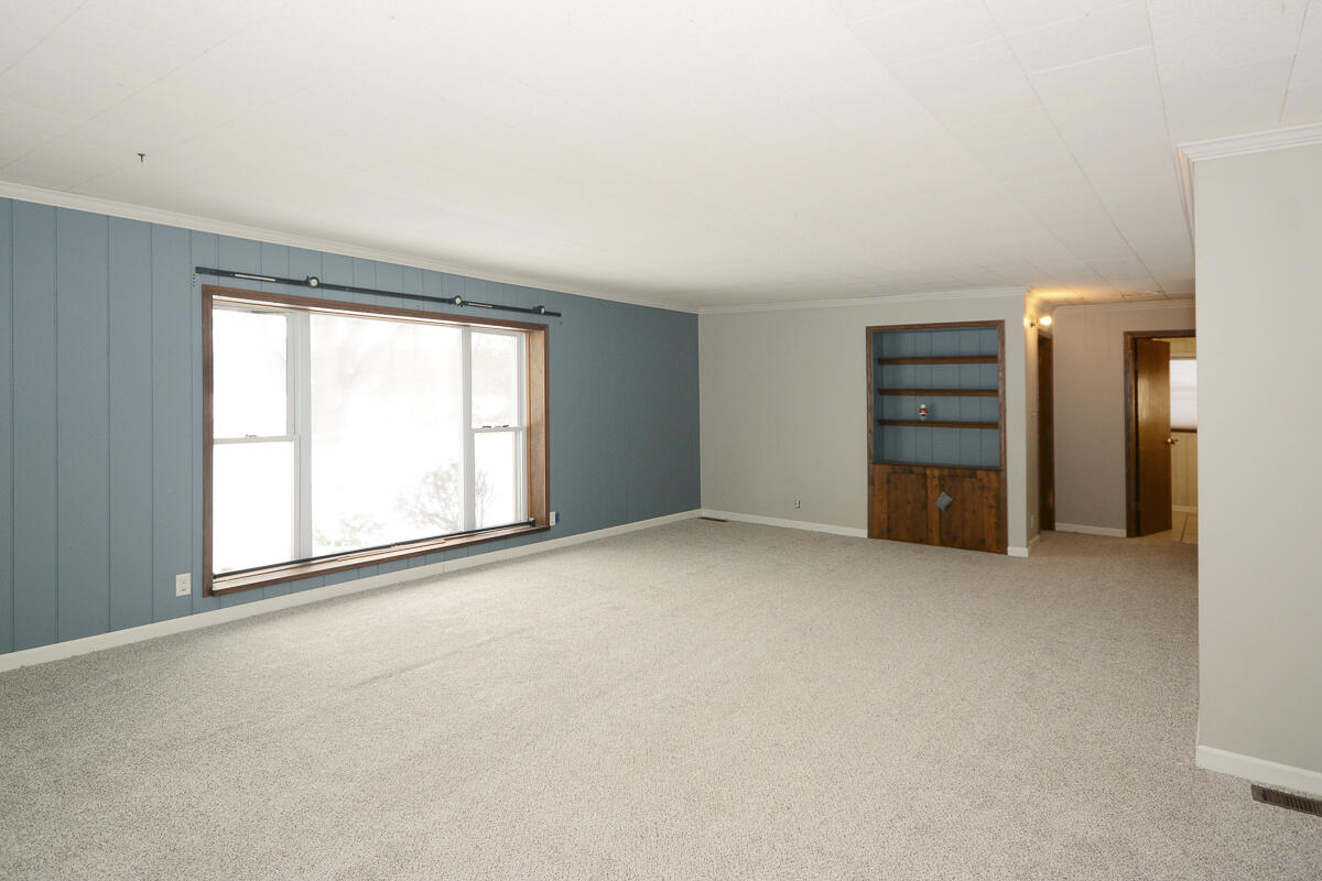 56805 Haines Road Three Rivers, MI 49093 - Photo 7 of 18 56805Haines_05