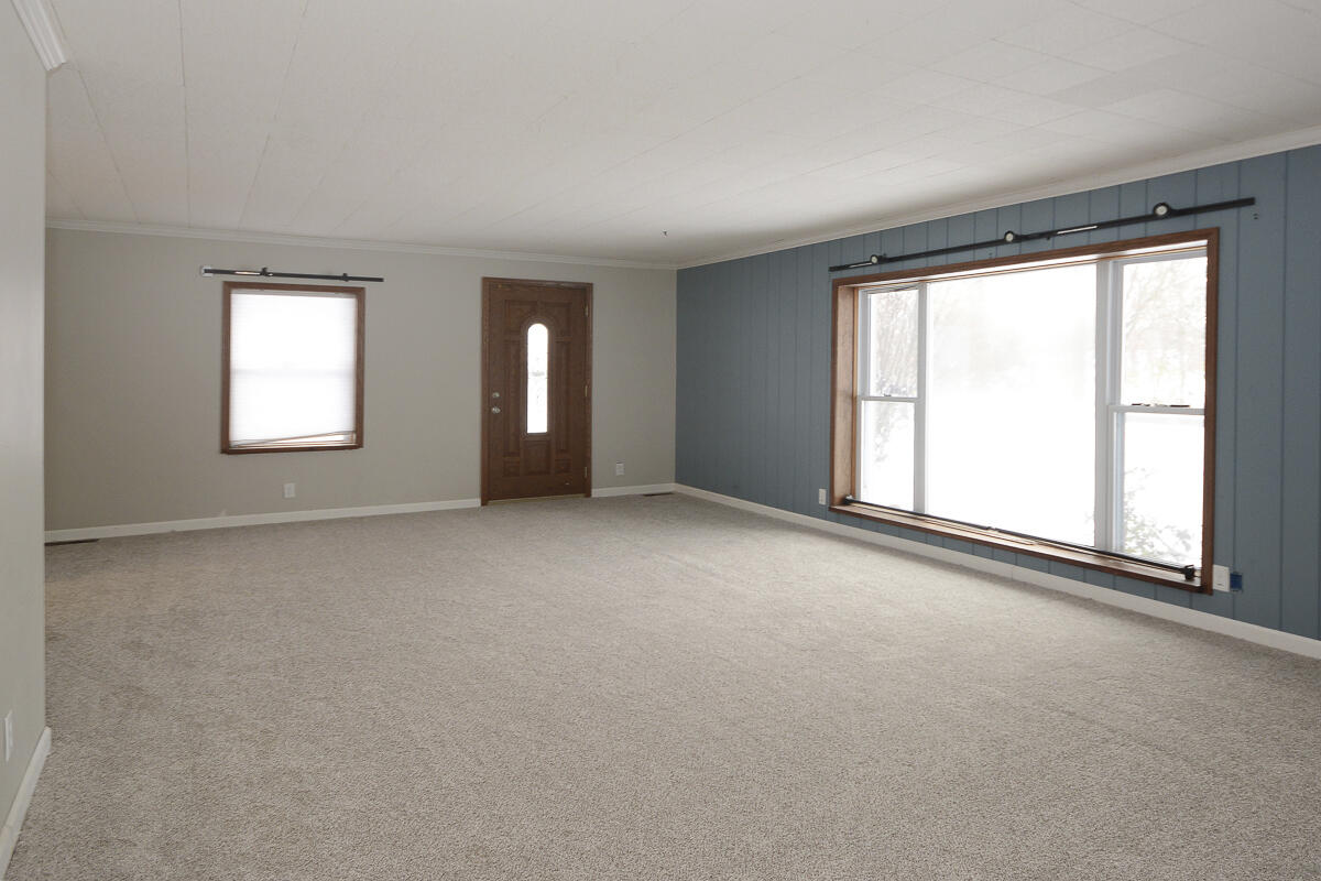 56805 Haines Road Three Rivers, MI 49093 - Photo 8 of 18 56805Haines_06