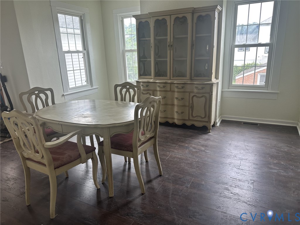 803 Beach Road Hampton, VA 23664 - Photo 13 of 43 a dining room with furniture and window
