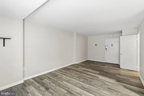 $1,895 | 1440 N Street Northwest, Unit 404, Washington, DC 20005