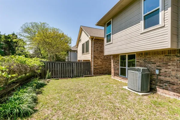 $2,400 | 5915 Volunteer Place, Rockwall, TX 75032
