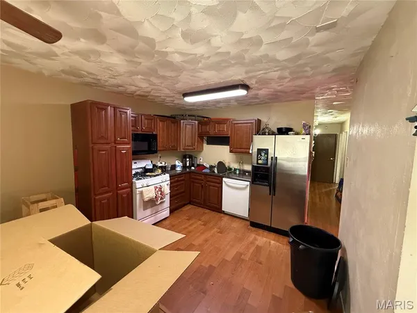 $1,350 | 1415 Wishart Place, St. Louis, MO 63132