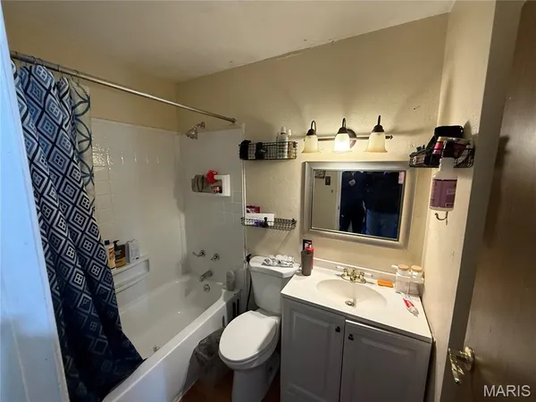 $1,350 | 1415 Wishart Place, St. Louis, MO 63132