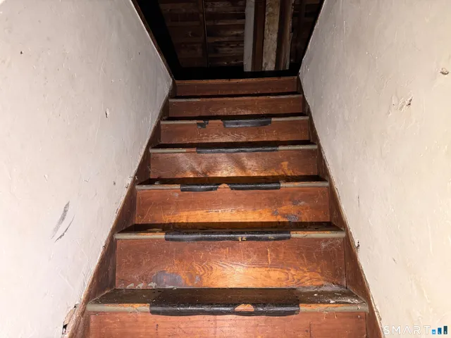 $197,600 | 86 Linsley Avenue, Meriden, CT 06451