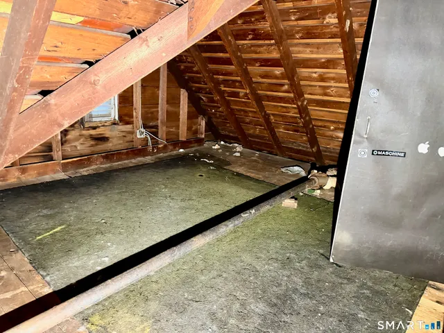 $197,600 | 86 Linsley Avenue, Meriden, CT 06451