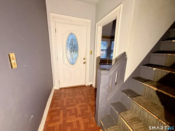 a view of entryway