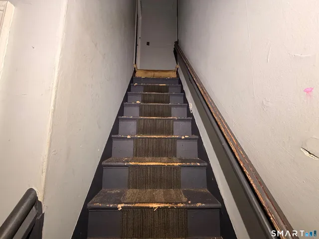 $197,600 | 86 Linsley Avenue, Meriden, CT 06451