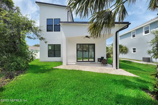 $749,900 | 156 Capri Drive, Ormond Beach, FL 32176