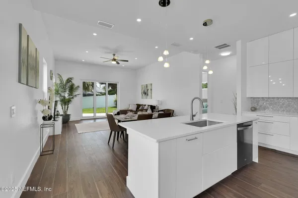 $729,900 | 156 Capri Drive, Ormond Beach, FL 32176