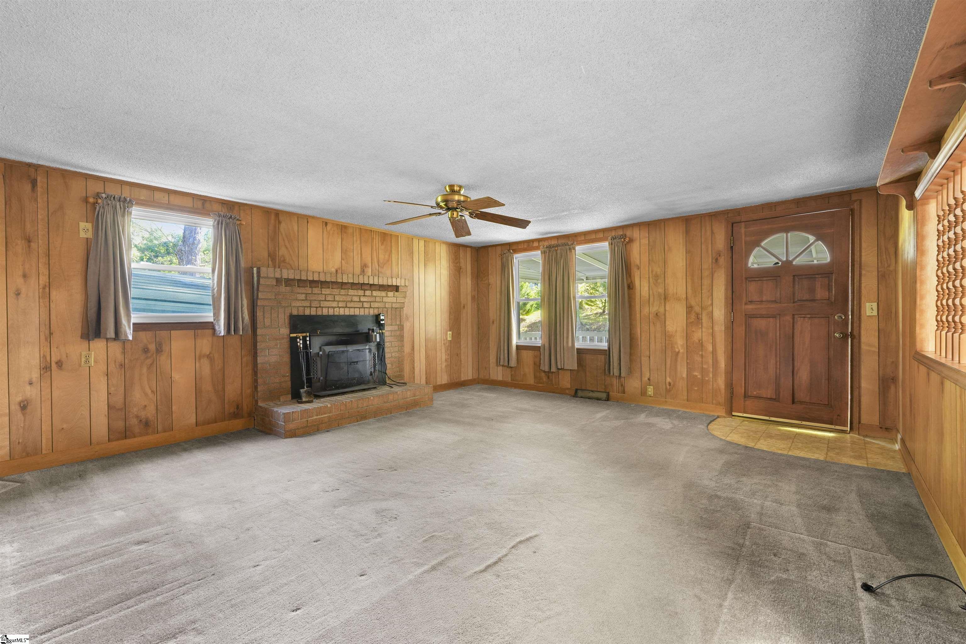 206 John Holliday Road Six Mile, SC 29682 - Photo 2 of 36