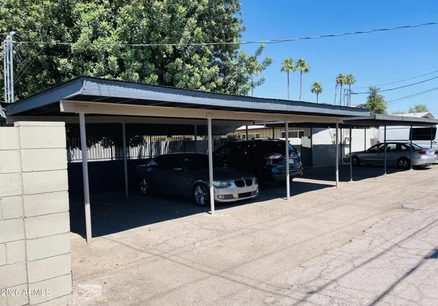 a view of house with outdoor space