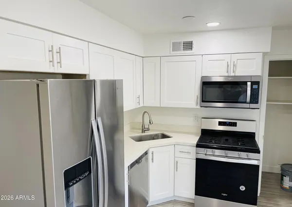 $1,200 | 4601 North 12th Avenue, Unit 1, Phoenix, AZ 85013