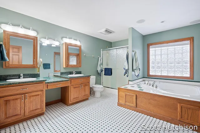 $516,900 | 7054 Green Timber Court, Greenville, MI 48838