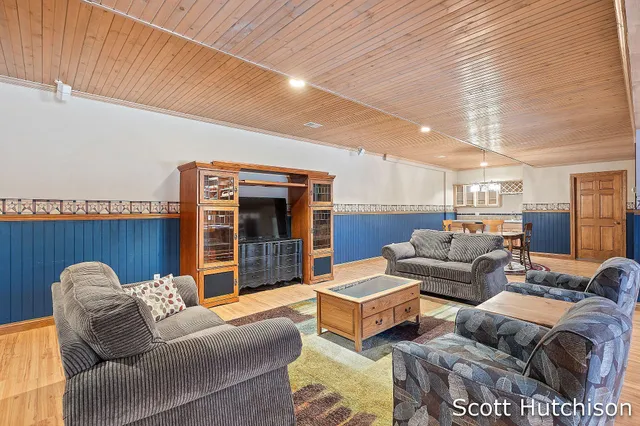 $516,900 | 7054 Green Timber Court, Greenville, MI 48838