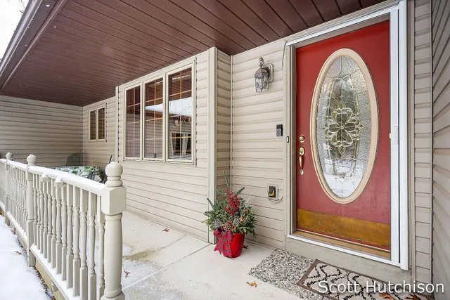 $516,900 | 7054 Green Timber Court, Greenville, MI 48838