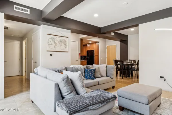 $7,400 | 7161 East Rancho Vista Drive, Unit 1003, Scottsdale, AZ 85251