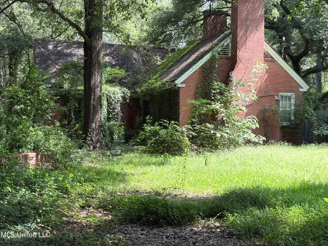 $175,000 | 616 Church Street, Hollandale, MS 38748