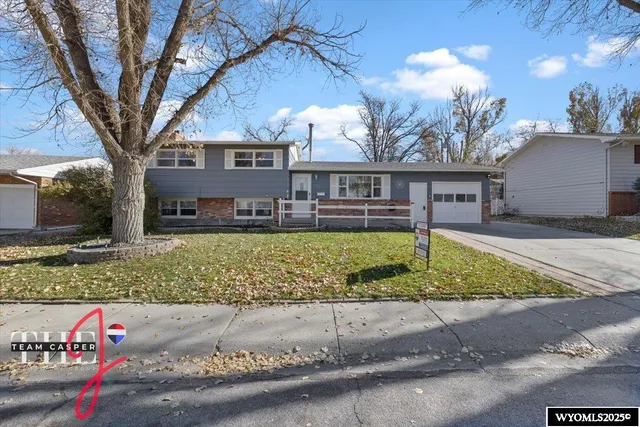 $325,000 | 1321 Jamaica Drive, Casper, WY 82609