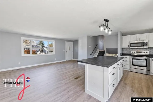 $325,000 | 1321 Jamaica Drive, Casper, WY 82609