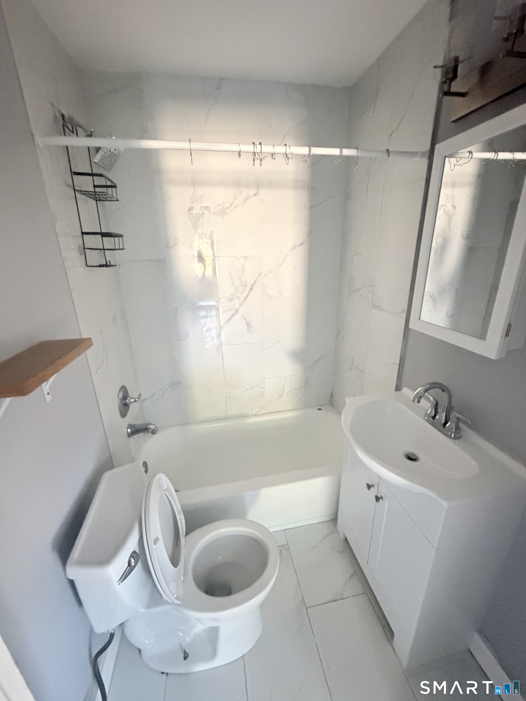 32 Alstrum Street, Unit 2 Hamden, CT 06514 - Photo 3 of 11