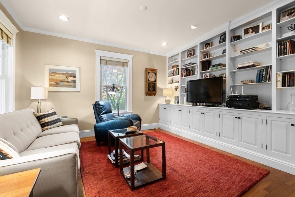 112 Sumner Road Brookline, MA 02445 - Photo 11 of 30