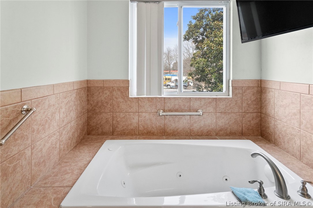 124 West Main Street Hanover, IN 47243 - Photo 19 of 36