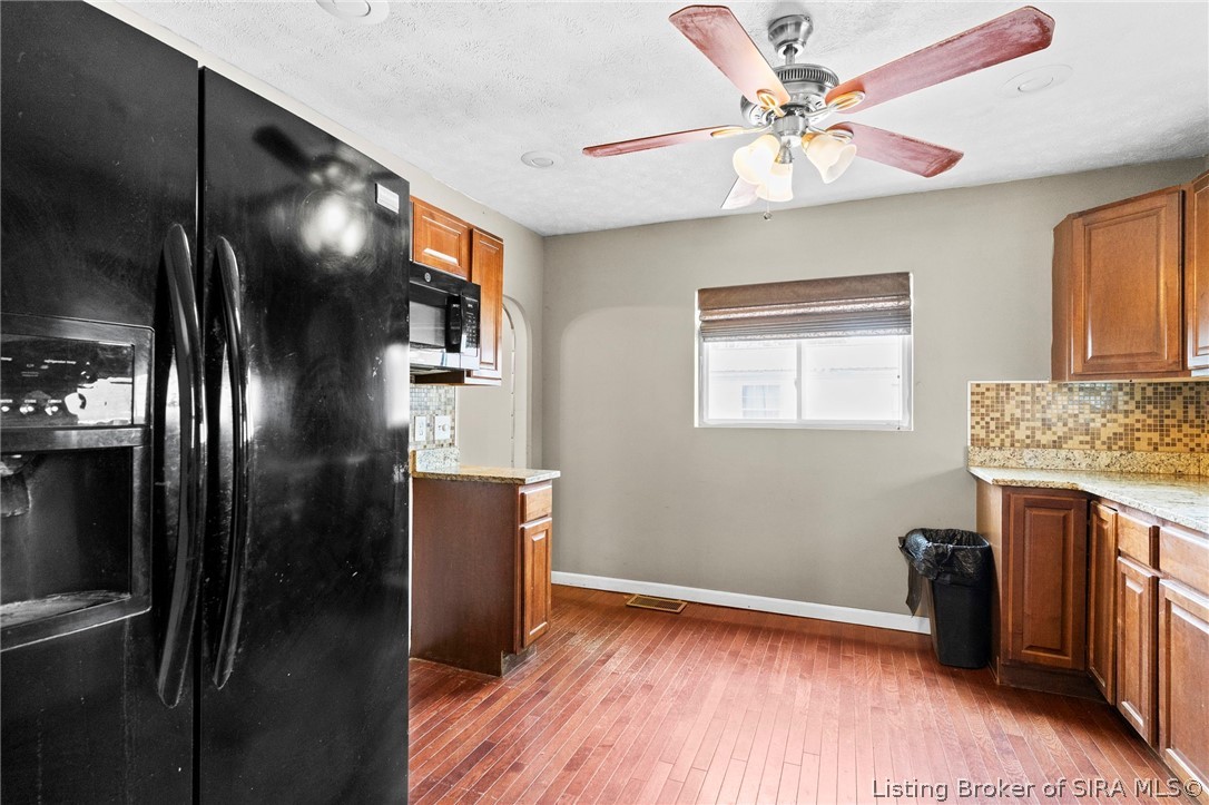 124 West Main Street Hanover, IN 47243 - Photo 10 of 36