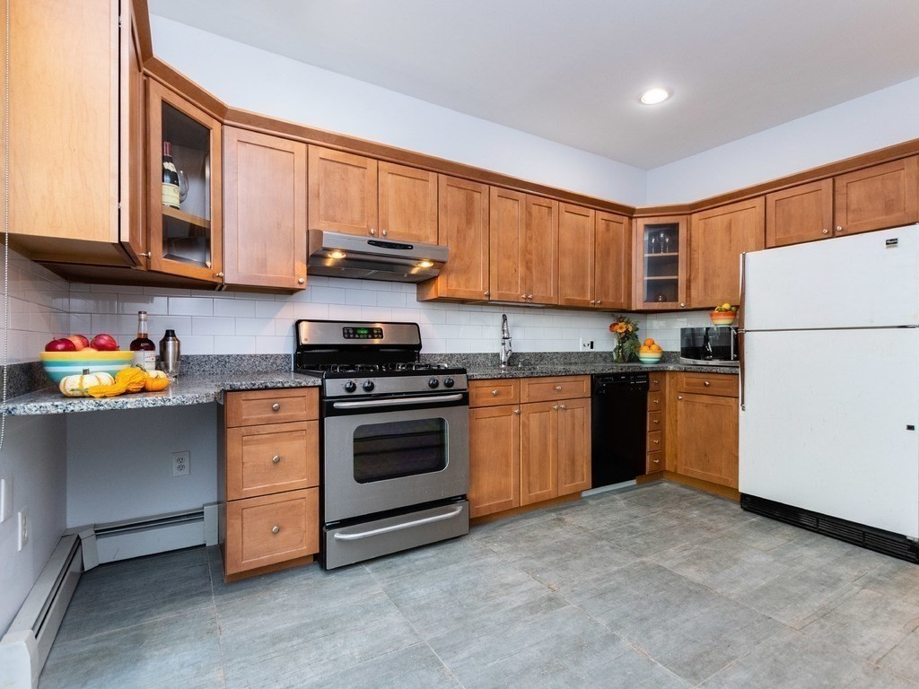 28 Newbern Street, Unit 1 Boston, MA 02130 - Photo 5 of 23 Gallery Image 5