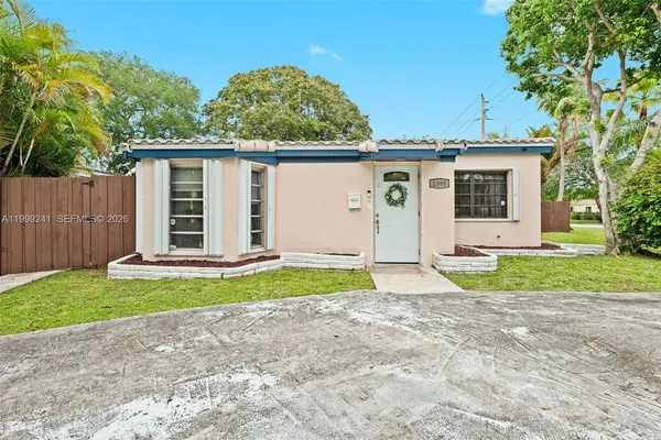 $575,000 | 1395 Northeast 177th Street, North Miami Beach, FL 33162