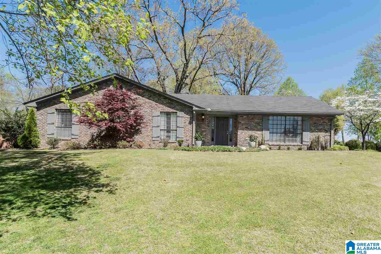 924 Wickford Road Birmingham, AL 35216 - Photo 1 of 50