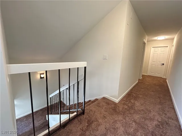 $2,350 | 5035 Meadow Grove Court, Las Vegas, NV 89120