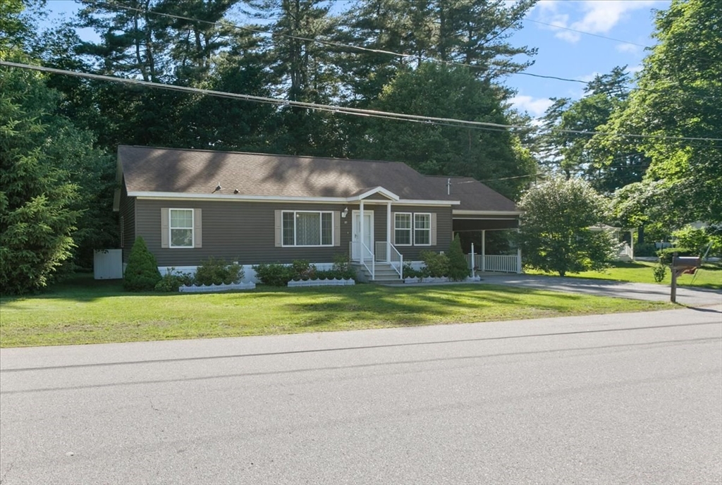 25 Ridgefield Drive Nashua, NH 03062 - Photo 1 of 29