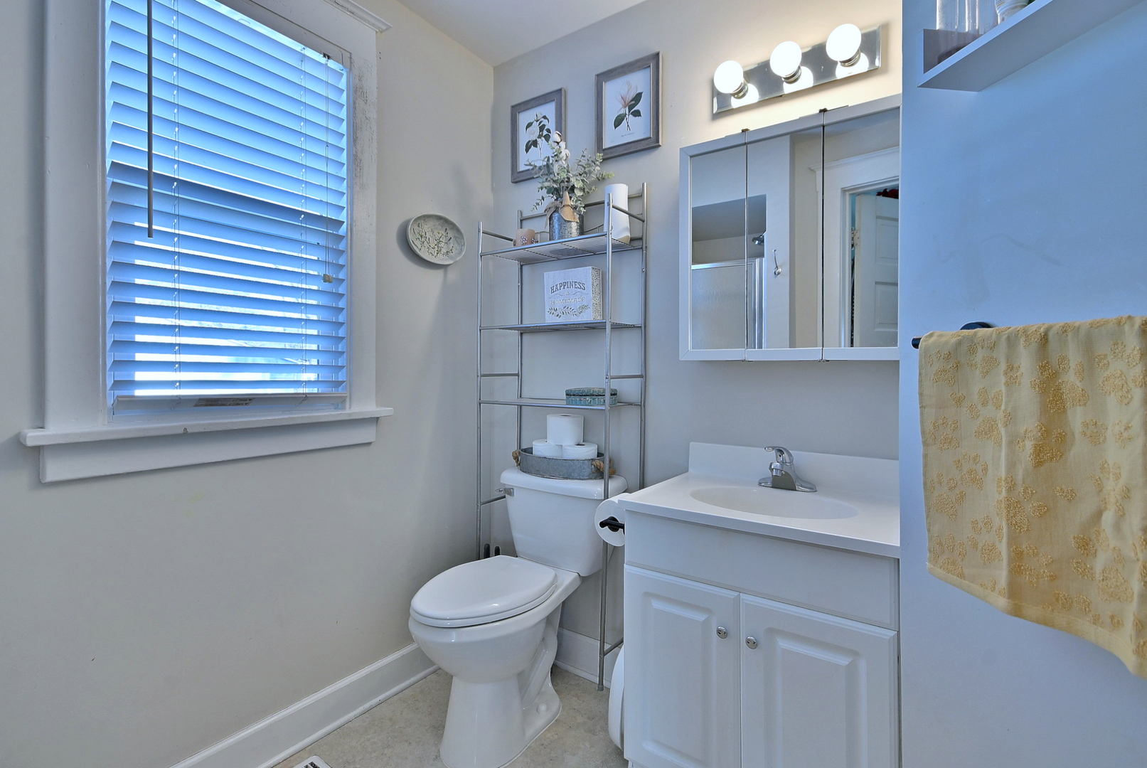 1113 Lewis Street DeKalb, IL 60115 - Photo 18 of 33