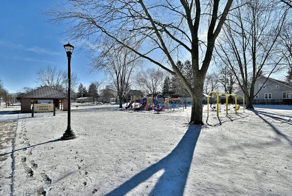 $235,000 | 1113 Lewis Street, DeKalb, IL 60115