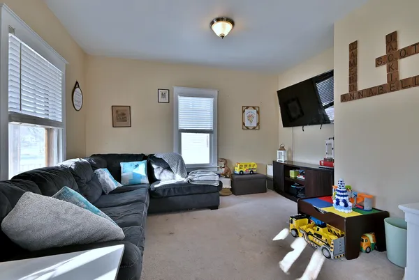 $235,000 | 1113 Lewis Street, DeKalb, IL 60115