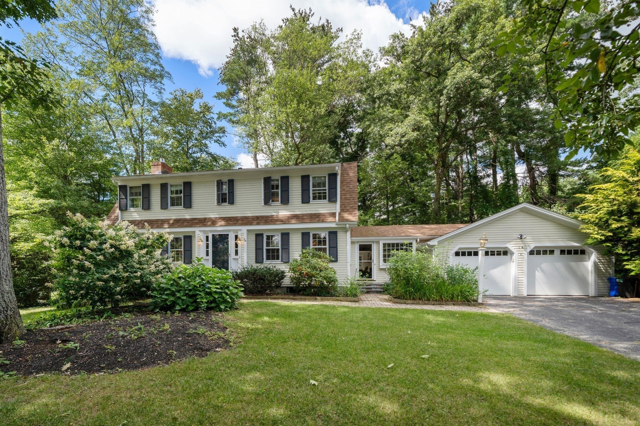 14 Thoreau Road Acton, MA 01720 - Photo 1 of 41 Gallery Image 1