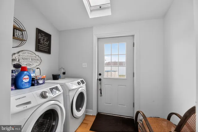 $440,000 | 810 Central Avenue, Glendora, NJ 08029