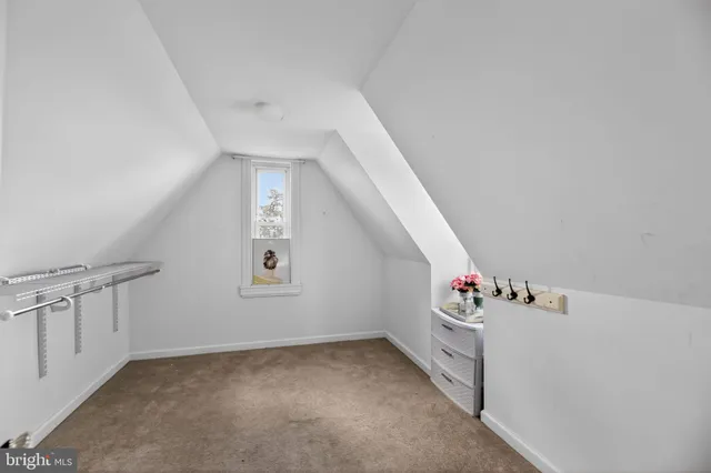 $440,000 | 810 Central Avenue, Glendora, NJ 08029