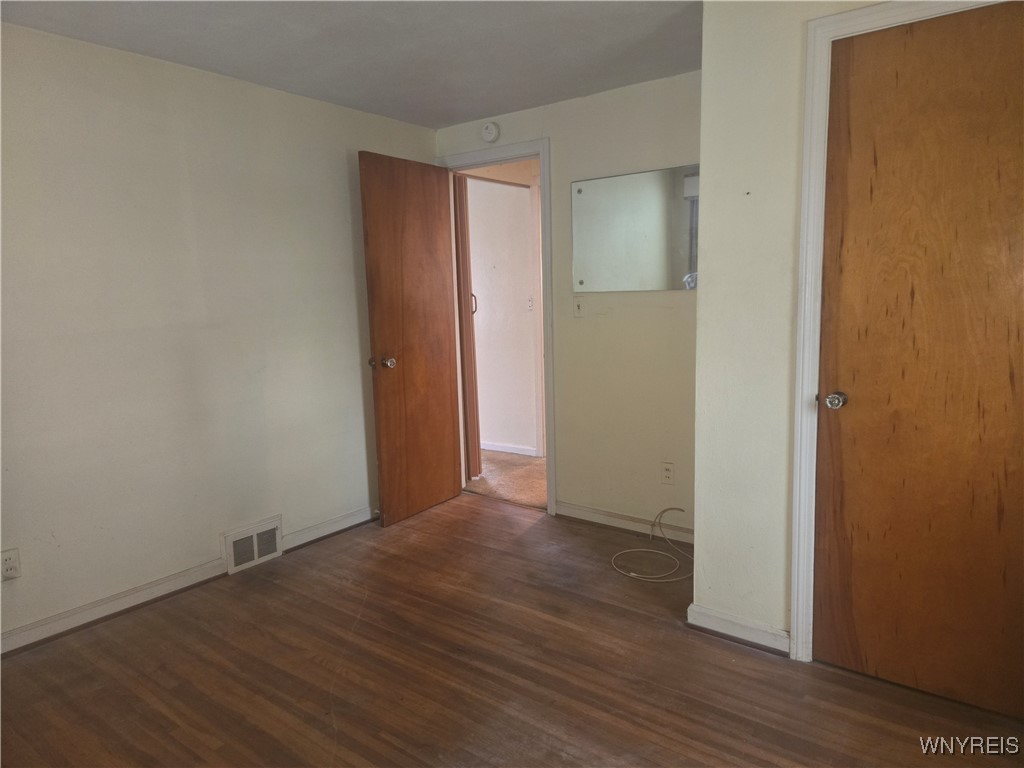 298 Lowell Road Tonawanda, NY 14217 - Photo 17 of 36