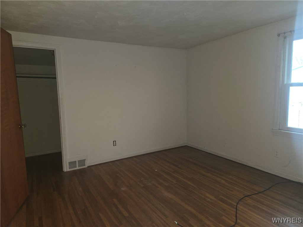 298 Lowell Road Tonawanda, NY 14217 - Photo 20 of 36