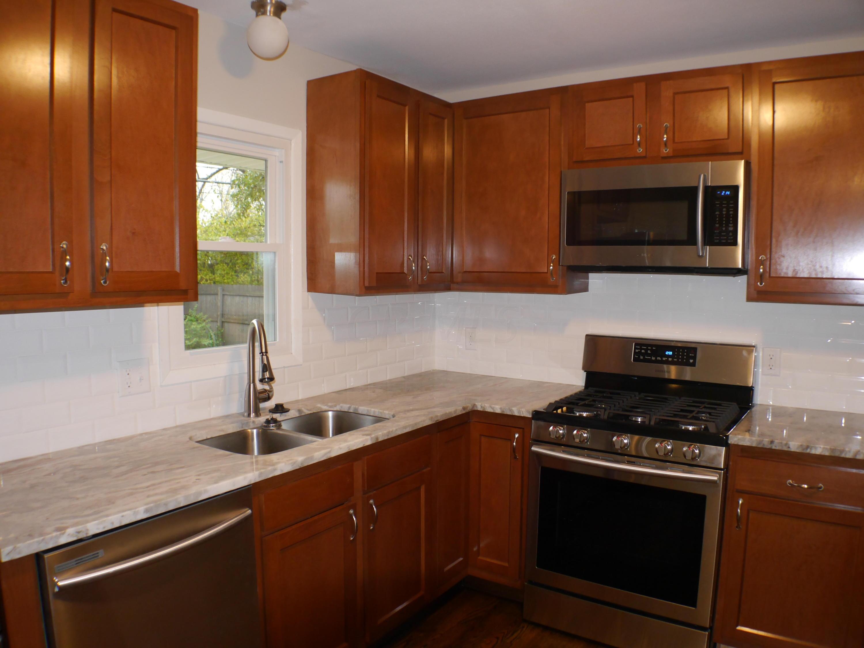 4544 Errington Road Columbus, OH 43227 - Photo 8 of 26 Gallery Image 8