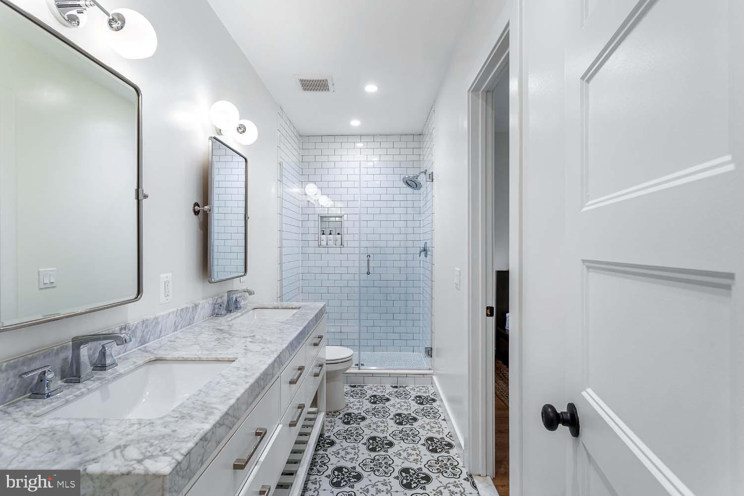 2465 18th Street Northwest, Unit 4 Washington, DC 20009 - Photo 15 of 21