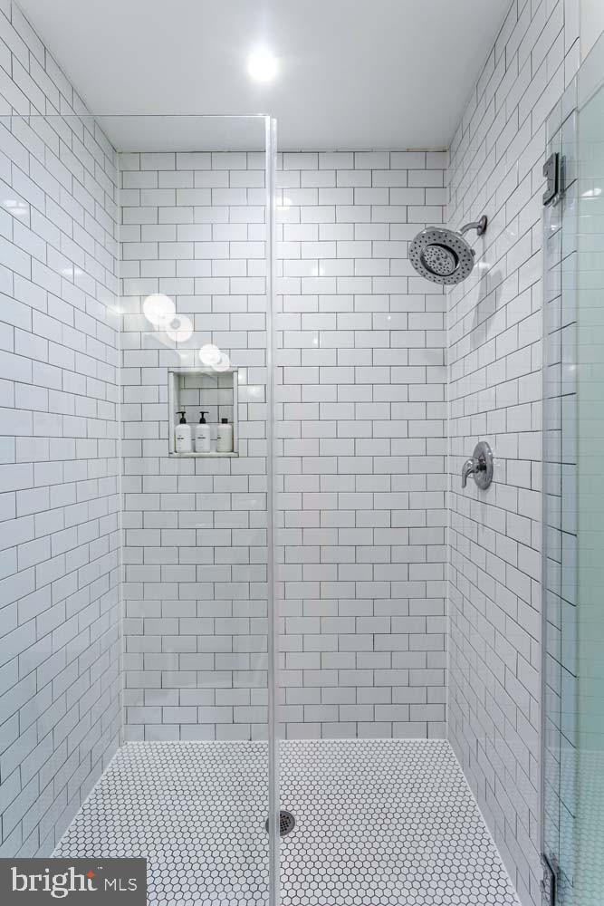 2465 18th Street Northwest, Unit 4 Washington, DC 20009 - Photo 16 of 21