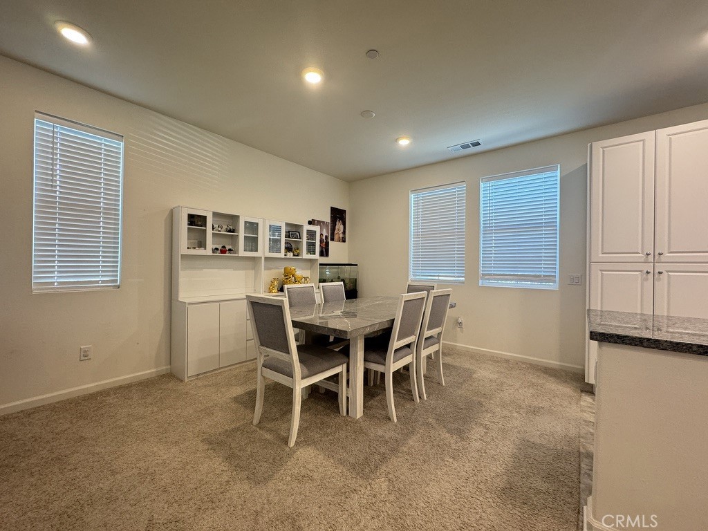 10201 Oxbow Loop Riverside, CA 92503 - Photo 13 of 39