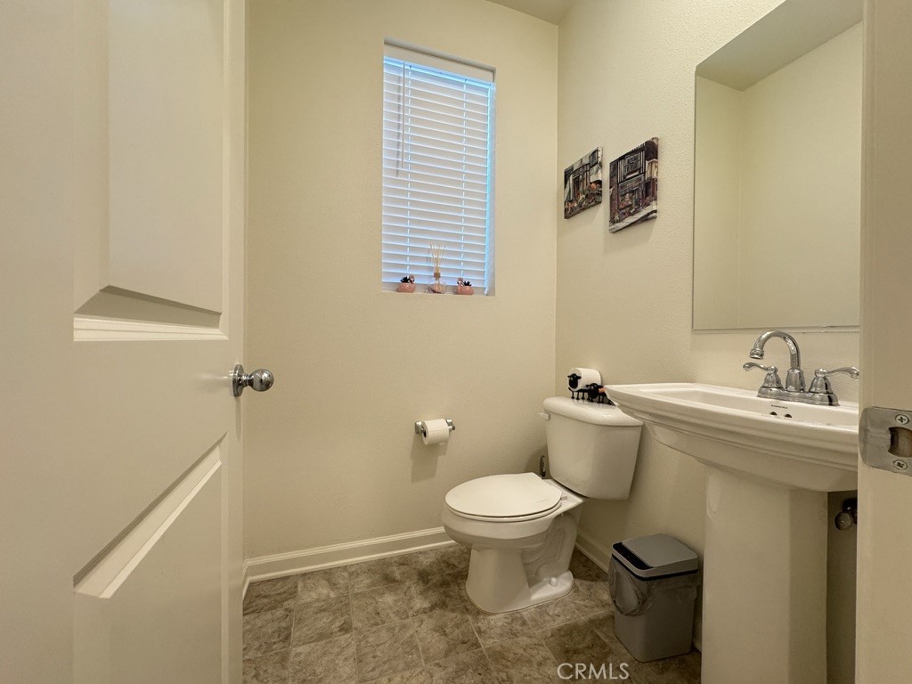 10201 Oxbow Loop Riverside, CA 92503 - Photo 24 of 39